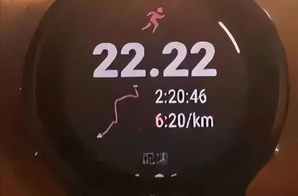东方汇赢 凌晨3点起床，跑步22公里去上班？这是疯了吧！