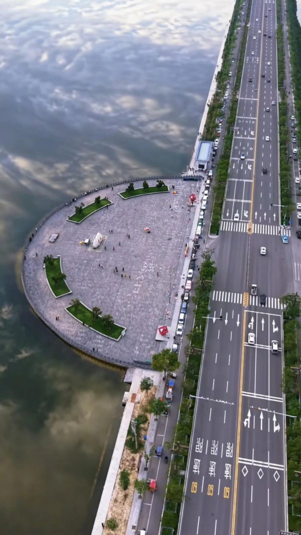 金鼎配资  国庆接待游客超192万人次，山西运城凭“悬浮天路”与沉浸式体验出圈